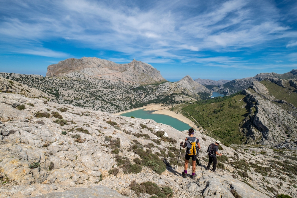 Ez a kép egy túrázást örökít meg a Serra de Tramuntana hegységben, Mallorcán.  - Z(s)eppelin utazás