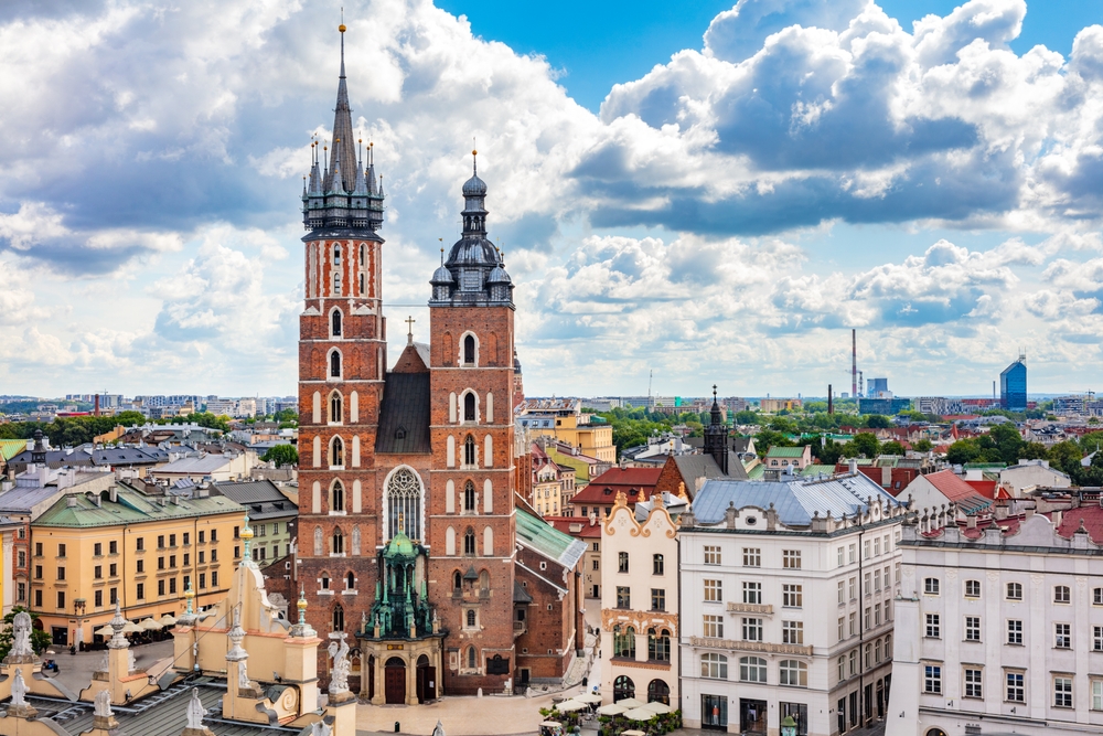 TAVASZKÖSZÖNTŐ KRAKKÓ - WIELICZKA - ZAKOPANE - LENGYELORSZÁG KÖRUTAZÁS BUSSZAL utazás ajánlat - Z(s)eppelin